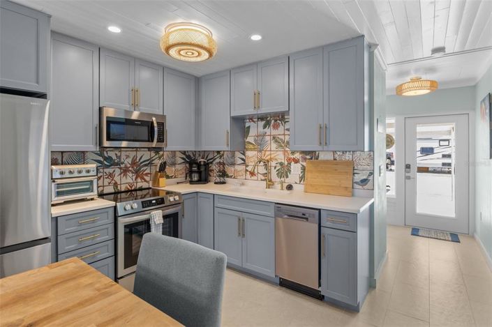 Image No.7-2 Bed Townhouse for sale