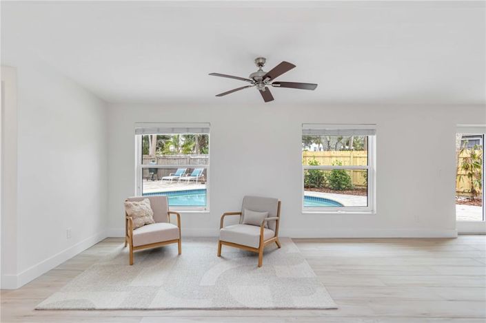 Image No.10-3 Bed Property for sale