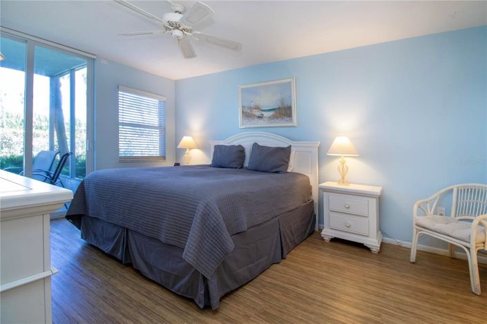 Image No.16-2 Bed Property for sale