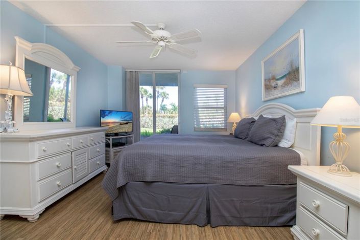 Image No.17-2 Bed Property for sale