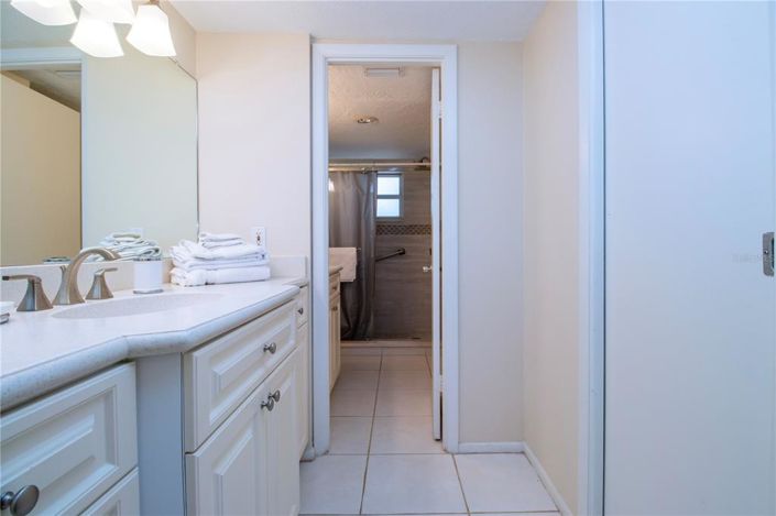 Image No.20-2 Bed Property for sale