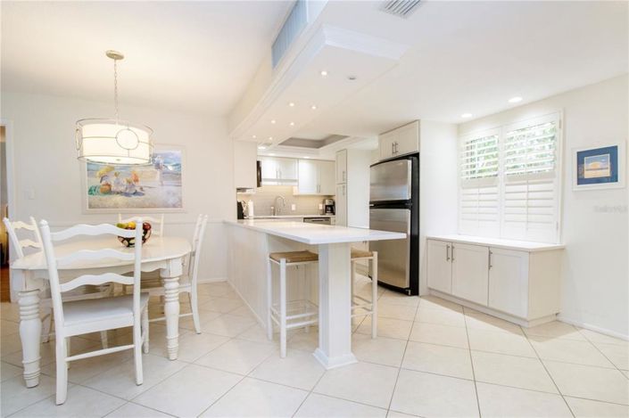 Image No.5-2 Bed Property for sale