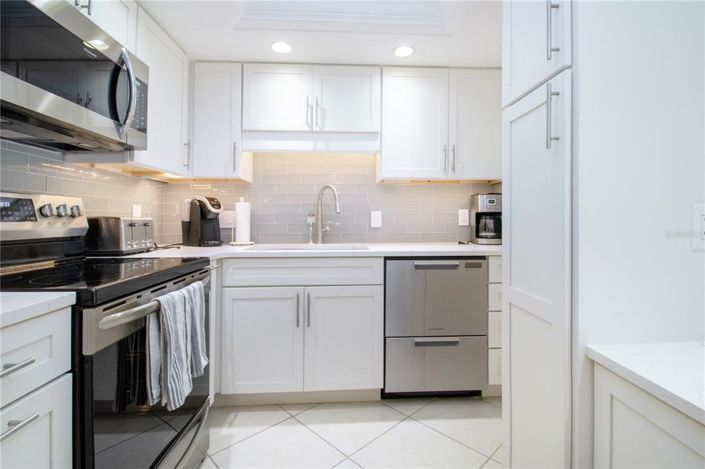 Image No.7-2 Bed Property for sale