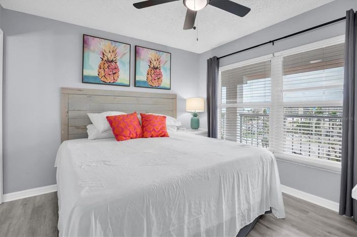 Image No.25-3 Bed Property for sale