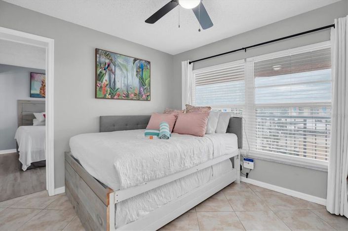 Image No.28-3 Bed Property for sale