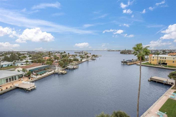 Image No.37-3 Bed Property for sale