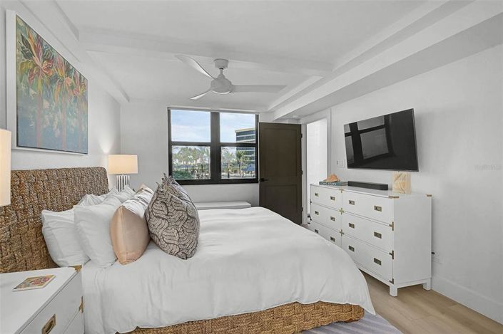 Image No.24-2 Bed Property for sale