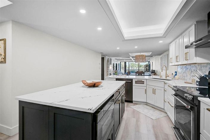 Image No.4-2 Bed Property for sale