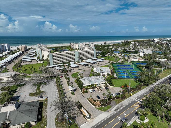 Image No.40-2 Bed Property for sale