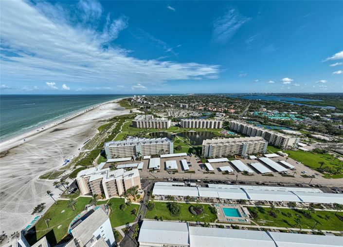 Image No.44-2 Bed Property for sale