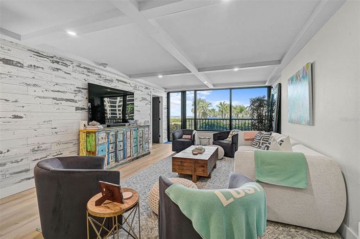 Image No.8-2 Bed Property for sale