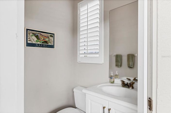 Image No.15-4 Bed Property for sale