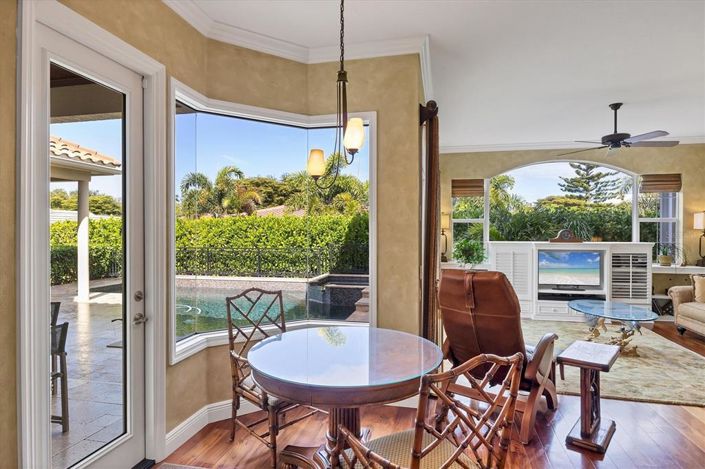 Image No.16-4 Bed Property for sale