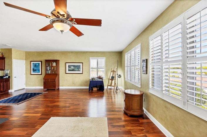 Image No.33-4 Bed Property for sale