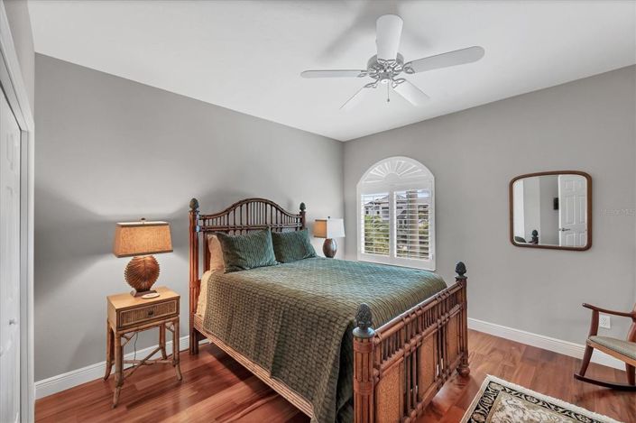 Image No.35-4 Bed Property for sale