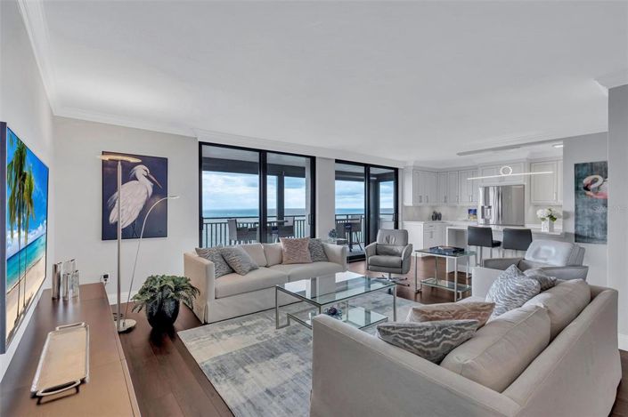 Image No.12-2 Bed Property for sale