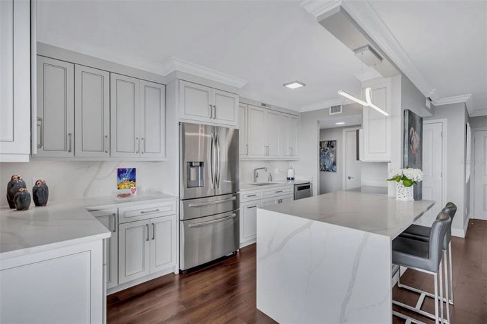 Image No.16-2 Bed Property for sale