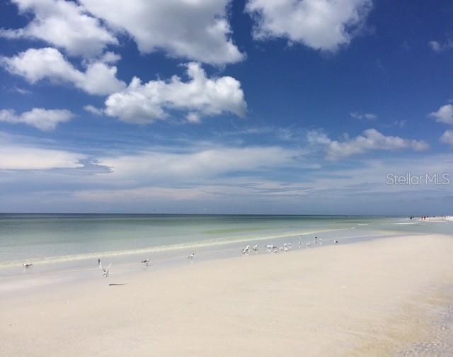 Image No.56-2 Bed Property for sale