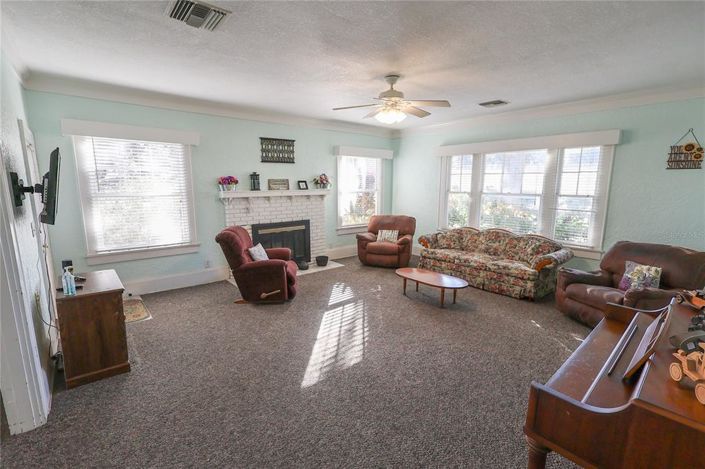 Image No.2-3 Bed Property for sale