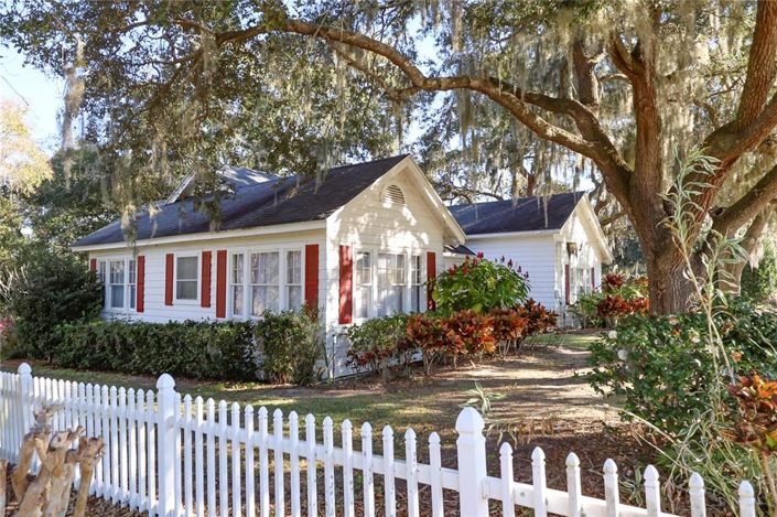 Image No.27-3 Bed Property for sale