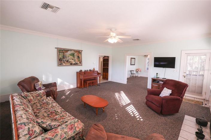 Image No.3-3 Bed Property for sale