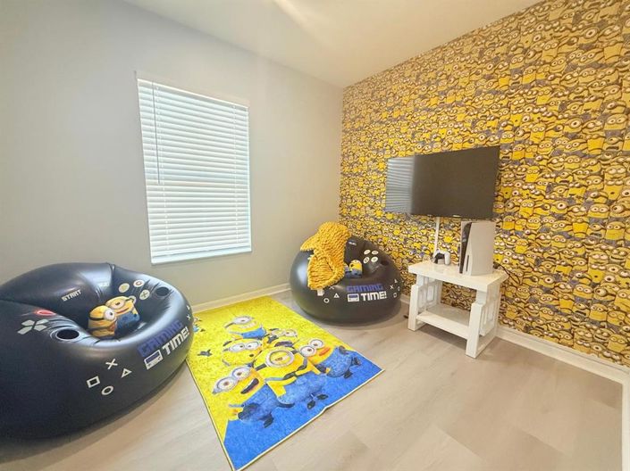 Image No.20-5 Bed Property for sale