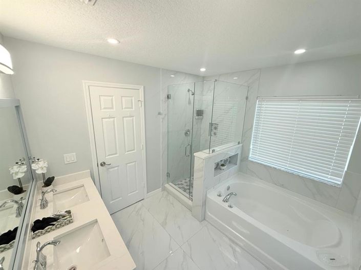 Image No.25-5 Bed Property for sale