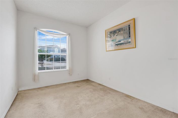 Image No.22-6 Bed Property for sale