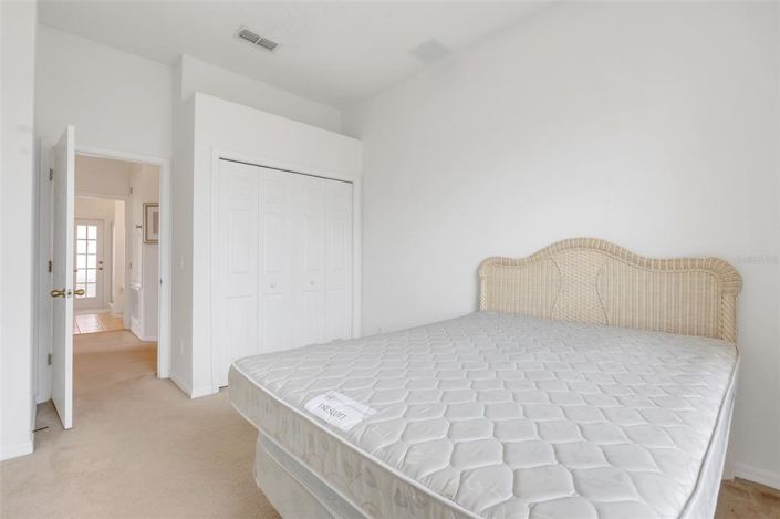 Image No.28-6 Bed Property for sale