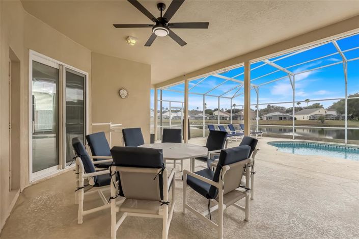 Image No.37-6 Bed Property for sale