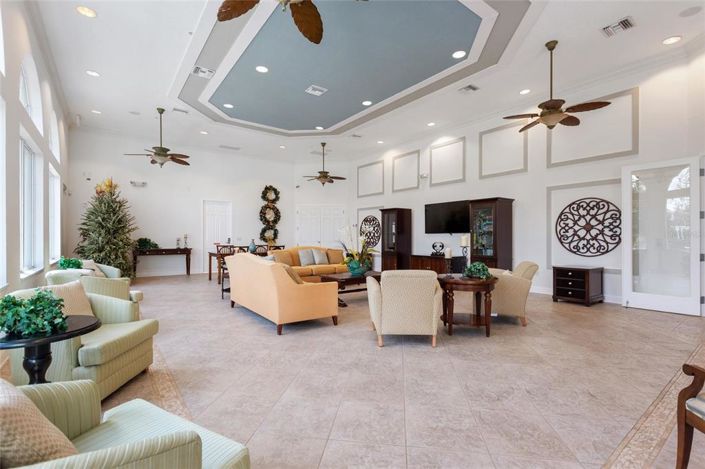 Image No.60-5 Bed Property for sale