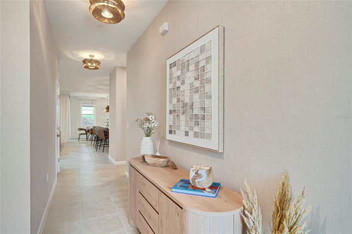 Image No.2-7 Bed Property for sale