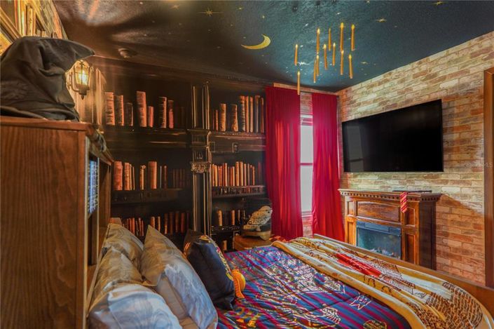 Image No.39-7 Bed Property for sale