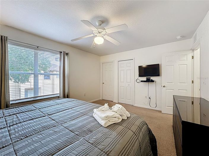 Image No.17-4 Bed Townhouse for sale