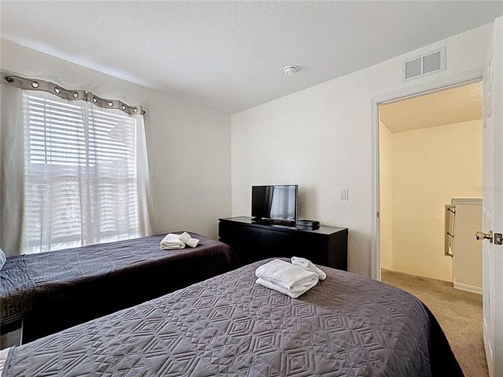 Image No.25-4 Bed Townhouse for sale