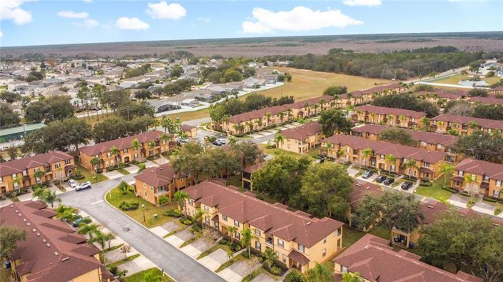 Image No.32-4 Bed Townhouse for sale