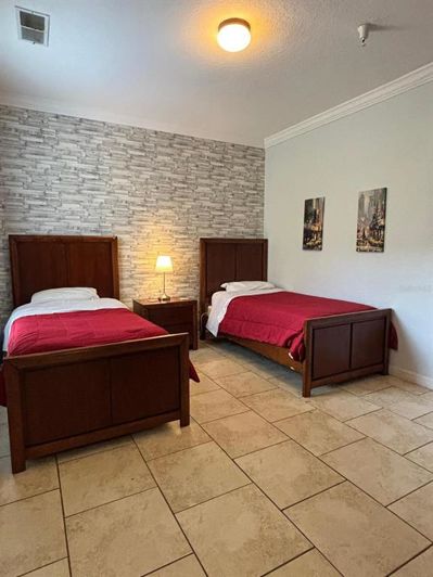 Image No.22-3 Bed Property for sale