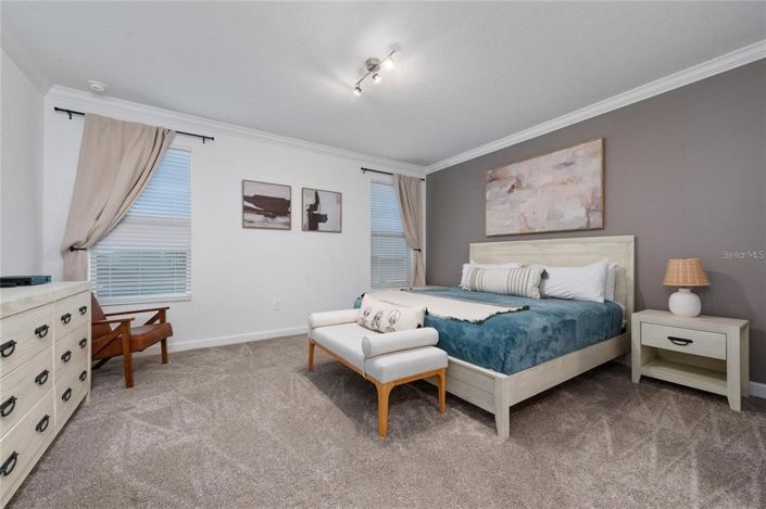 Image No.24-6 Bed Property for sale