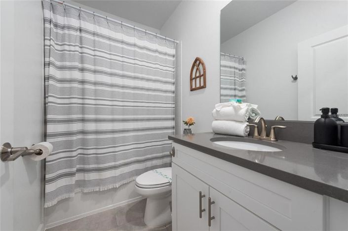 Image No.32-6 Bed Property for sale