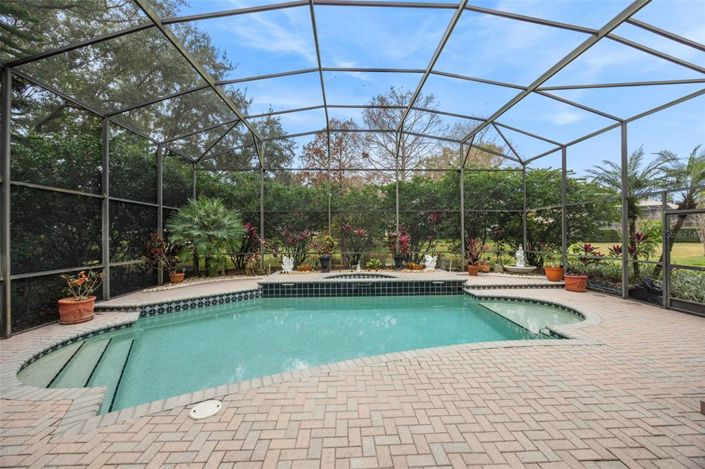 Image No.3-Propriété de 5 chambres à vendre à Orlando
