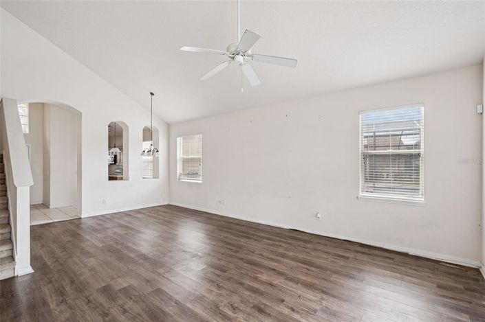 Image No.3-4 Bed Property for sale