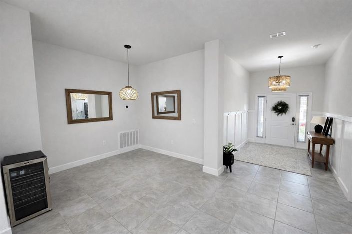 Image No.5-4 Bed Property for sale