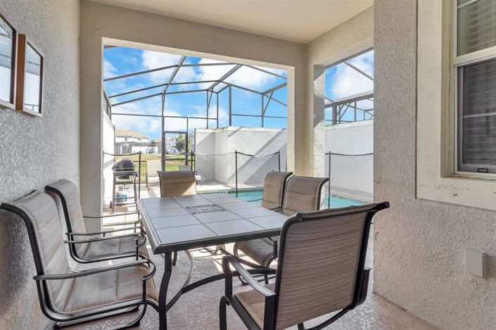 Image No.13-4 Bed Townhouse for sale