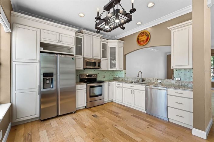 Image No.15-4 Bed Townhouse for sale