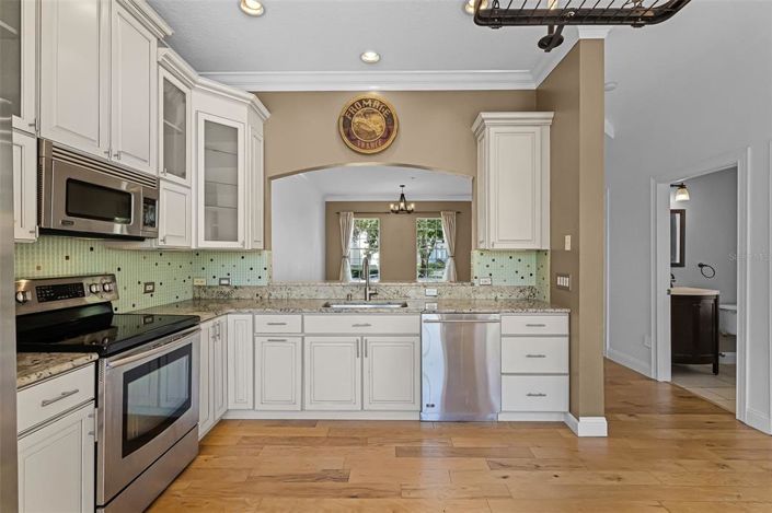 Image No.16-4 Bed Townhouse for sale