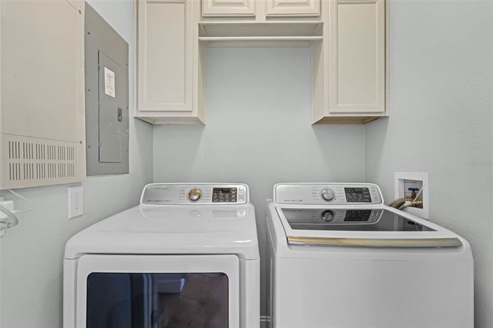 Image No.19-4 Bed Townhouse for sale