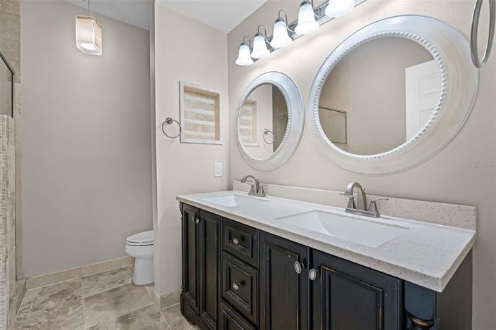 Image No.23-4 Bed Townhouse for sale