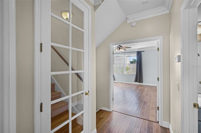 Image No.30-4 Bed Townhouse for sale