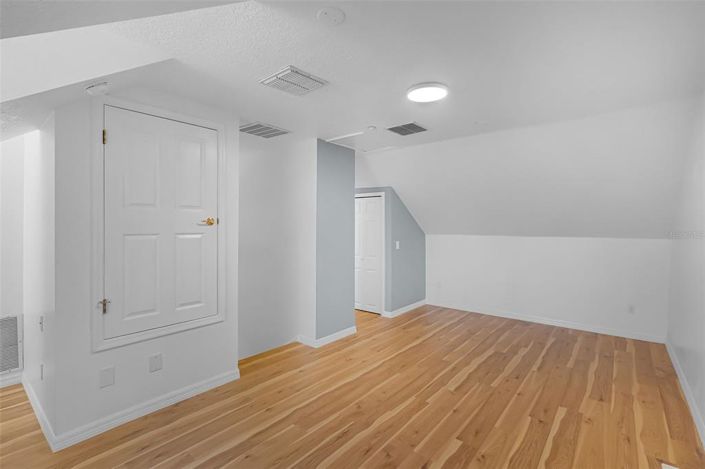 Image No.34-4 Bed Townhouse for sale