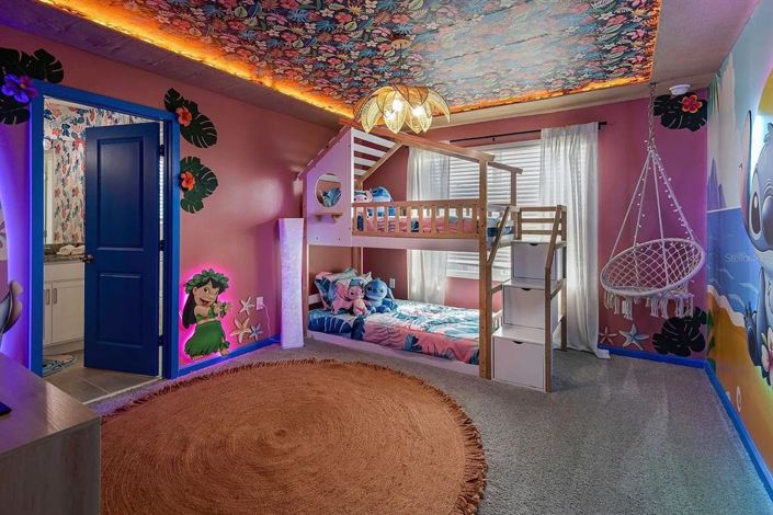 Image No.27-9 Bed Property for sale